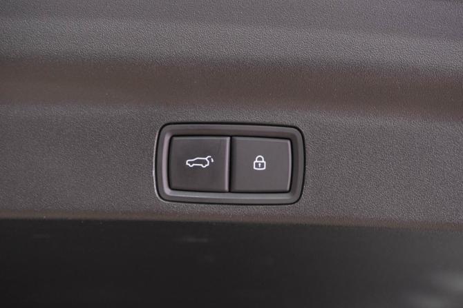 Li Auto (Lixiang) L7 I с пробегом 2023 года, цена 5 929 000 рублей, 39000 км, внедорожник, Автокод Объявления
