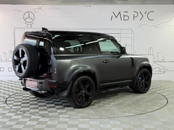Land Rover Defender II с пробегом 2022 года, цена 14 700 000 рублей, 17959 км, внедорожник, Автокод Объявления