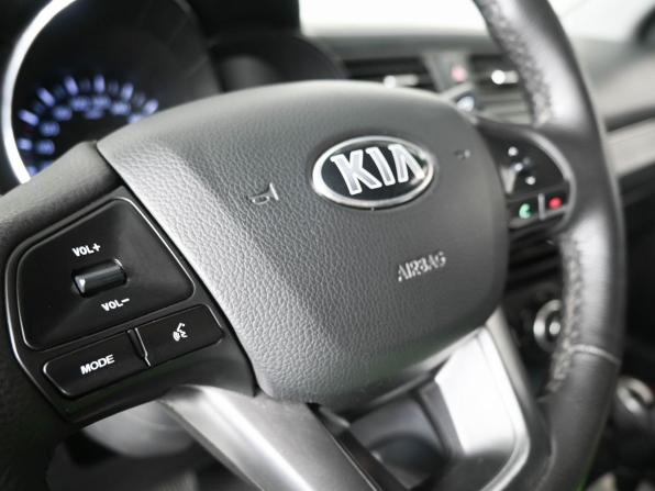 Kia Rio III с пробегом 2014 года, цена 829 000 рублей, 205000 км, седан, Автокод Объявления
