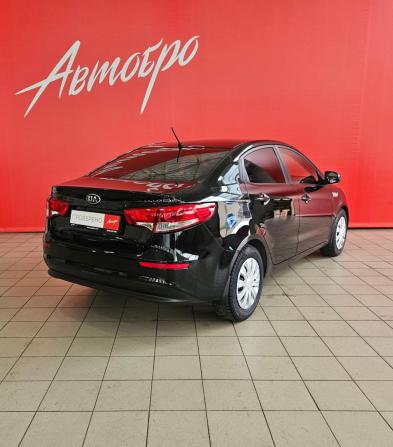 Kia Rio III Рестайлинг с пробегом 2015 года, цена 1 235 000 рублей, 75748 км, седан, Автокод Объявления
