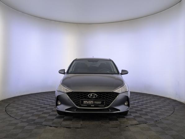 Hyundai Solaris II Рестайлинг с пробегом 2020 года, цена 1 550 000 рублей, 92387 км, седан, Автокод Объявления