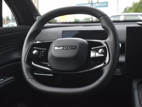 Omoda C7 с пробегом 2025 года, цена 3 050 000 рублей, 8035 км, внедорожник, Автокод Объявления
