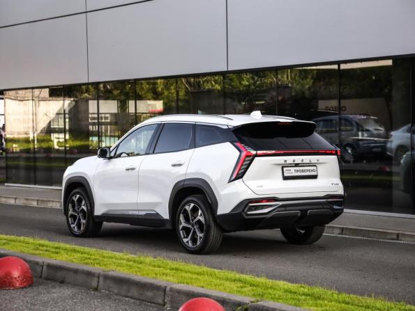 Geely Atlas II с пробегом 2023 года, цена 2 646 000 рублей, 44384 км, внедорожник, Автокод Объявления