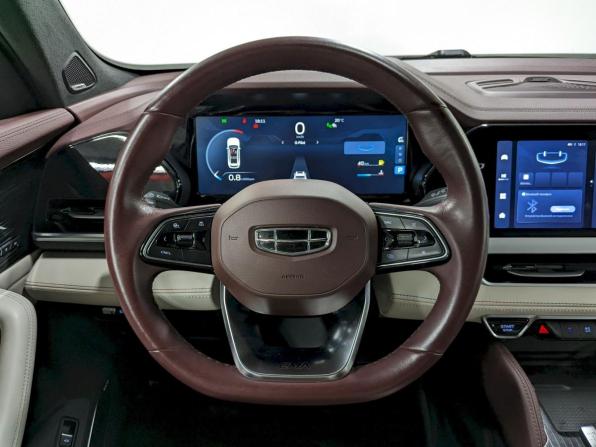 Geely Monjaro I с пробегом 2023 года, цена 2 740 000 рублей, 140700 км, внедорожник, Автокод Объявления