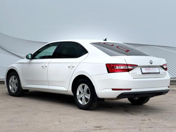 Skoda Superb III с пробегом 2018 года, цена 1 650 000 рублей, 165081 км, лифтбек, Автокод Объявления