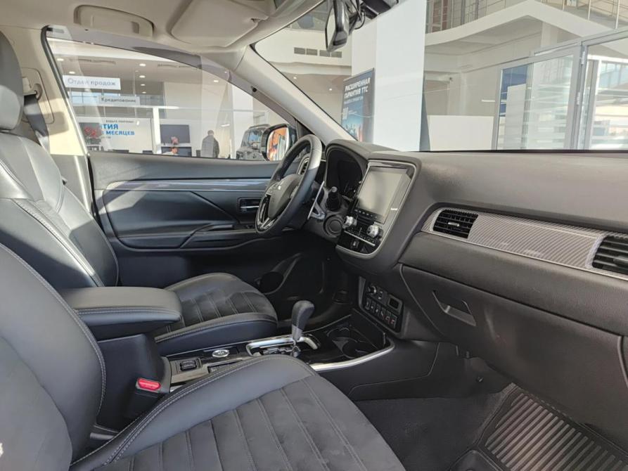 Mitsubishi Outlander III Рестайлинг 3 Казань  - изображение 13