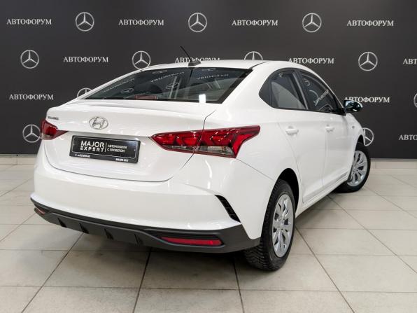 Hyundai Solaris II Рестайлинг с пробегом 2022 года, цена 1 560 000 рублей, 68658 км, седан, Автокод Объявления