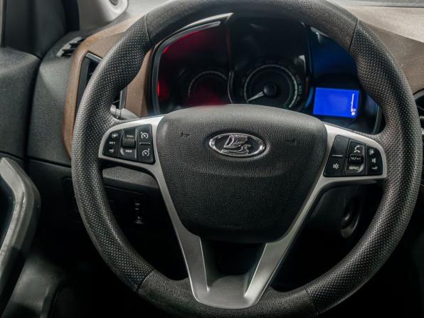 Lada (ВАЗ) XRAY I с пробегом 2018 года, цена 899 900 рублей, 93000 км, хэтчбек, Автокод Объявления