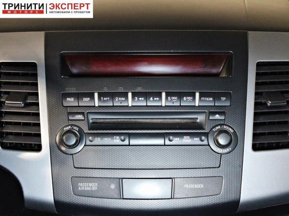 Mitsubishi Outlander II Рестайлинг с пробегом 2010 года, цена 1 157 000 рублей, 229280 км, внедорожник, Автокод Объявления