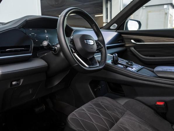 Geely Monjaro I Рестайлинг с пробегом 2025 года, цена 4 038 000 рублей, 22328 км, внедорожник, Автокод Объявления