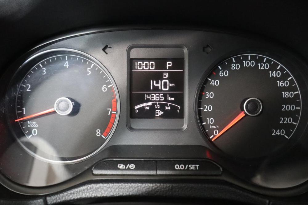 Volkswagen Polo V Рестайлинг Санкт-Петербург  - изображение 16