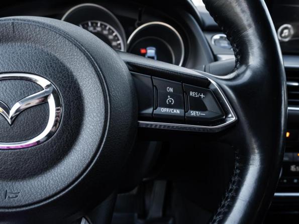 Mazda 6 III (GJ) Рестайлинг с пробегом 2018 года, цена 1 790 000 рублей, 151016 км, седан, Автокод Объявления