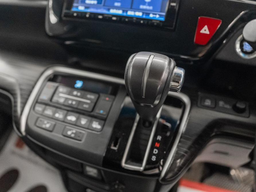 Honda Stepwgn V Красноярск  - изображение 17