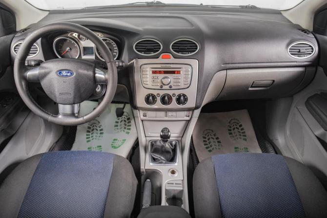 Ford Focus II Рестайлинг с пробегом 2008 года, цена 589 000 рублей, 300000 км, седан, Автокод Объявления
