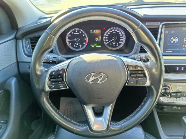 Hyundai Sonata VII (LF) Рестайлинг с пробегом 2017 года, цена 1 823 000 рублей, 119551 км, седан, Автокод Объявления