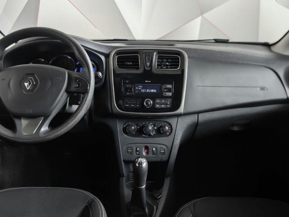 Renault Logan II с пробегом 2017 года, цена 698 000 рублей, 114190 км, седан, Автокод Объявления