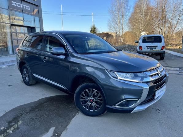 Mitsubishi Outlander III Рестайлинг 2 с пробегом 2015 года, цена 1 620 000 рублей, 167465 км, внедорожник, Автокод Объявления