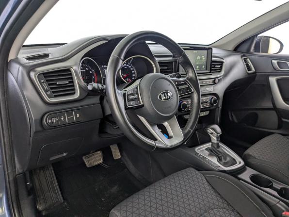 Kia Ceed III с пробегом 2019 года, цена 1 700 000 рублей, 108182 км, универсал, Автокод Объявления
