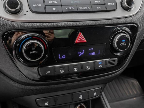 Hyundai Solaris II с пробегом 2018 года, цена 1 429 009 рублей, 87672 км, седан, Автокод Объявления