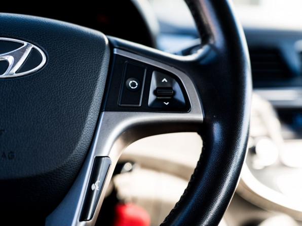 Hyundai Solaris I с пробегом 2014 года, цена 980 000 рублей, 175400 км, седан, Автокод Объявления