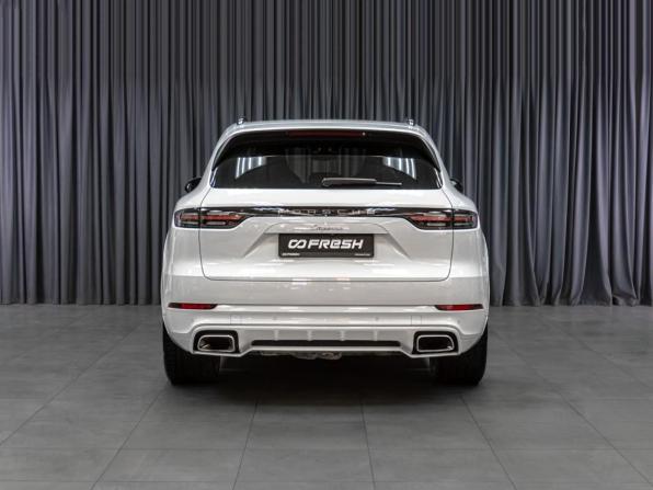 Porsche Cayenne III с пробегом 2018 года, цена 5 779 000 рублей, 127897 км, внедорожник, Автокод Объявления