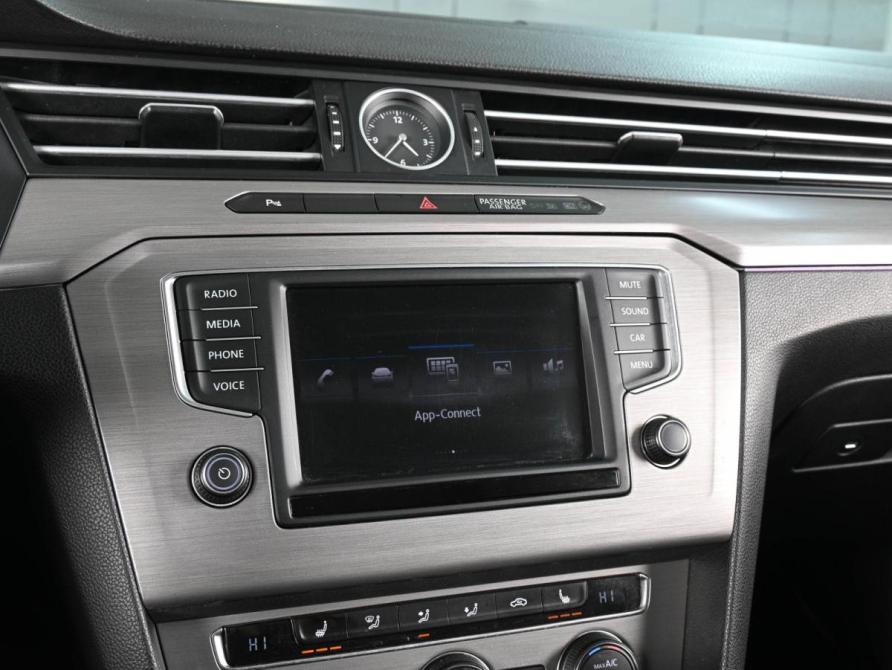 Volkswagen Passat B8 Ростов-на-Дону  - изображение 15