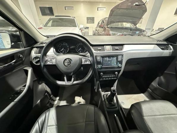 Skoda Rapid I Рестайлинг с пробегом 2019 года, цена 1 449 000 рублей, 102000 км, лифтбек, Автокод Объявления
