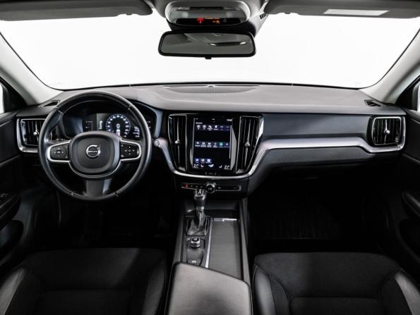Volvo V60 II с пробегом 2018 года, цена 2 299 000 рублей, 191000 км, универсал, Автокод Объявления