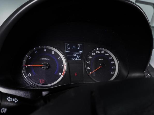 Hyundai Solaris I Рестайлинг с пробегом 2015 года, цена 929 000 рублей, 172668 км, седан, Автокод Объявления