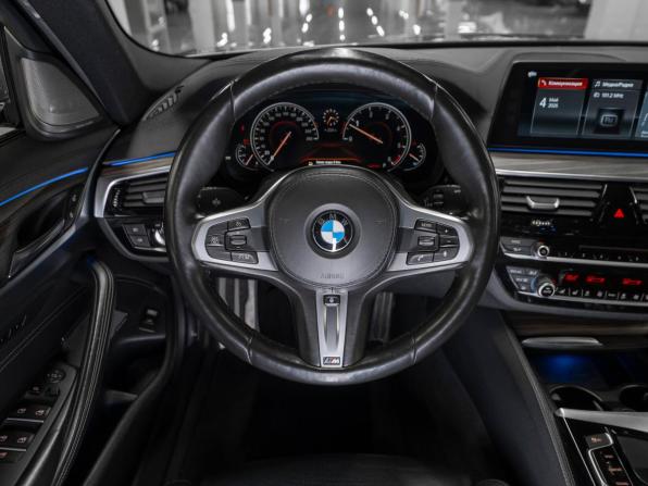 BMW 5 серии VII (G30/G31/G38) с пробегом 2017 года, цена 3 750 000 рублей, 130250 км, седан, Автокод Объявления
