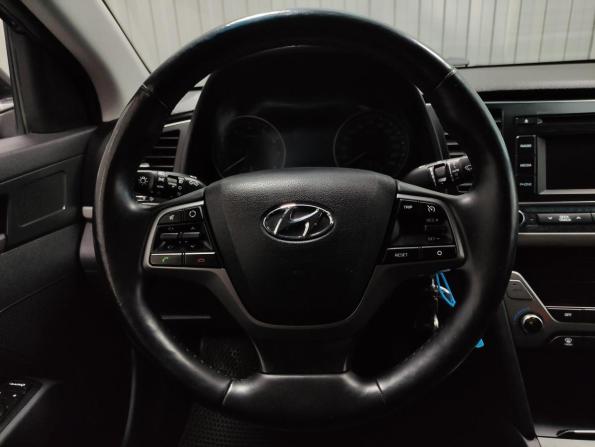 Hyundai Elantra VI (AD) Рестайлинг с пробегом 2018 года, цена 1 270 000 рублей, 148365 км, седан, Автокод Объявления