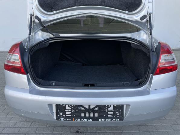 Renault Megane II Рестайлинг с пробегом 2008 года, цена 378 000 рублей, 210227 км, седан, Автокод Объявления