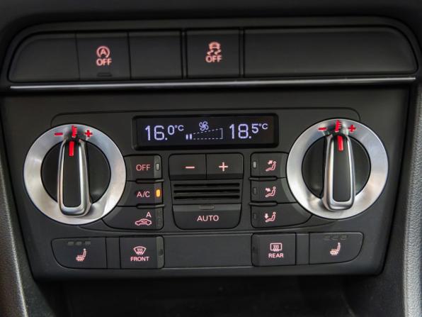 Audi Q3 I (8U) с пробегом 2013 года, цена 1 788 000 рублей, 93272 км, внедорожник, Автокод Объявления