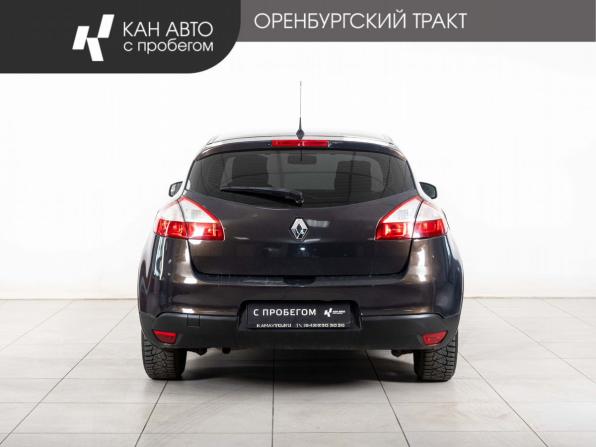 Renault Megane III Рестайлинг с пробегом 2013 года, цена 640 000 рублей, 208000 км, хэтчбек, Автокод Объявления
