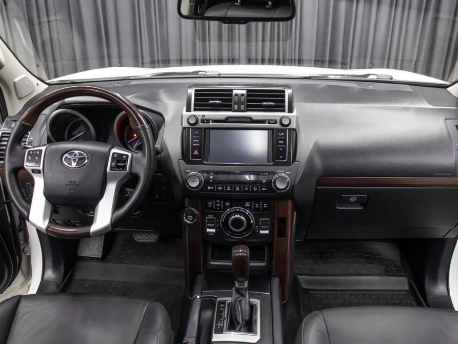 Toyota Land Cruiser Prado 150 Series Рестайлинг 1 Москва  - изображение 13