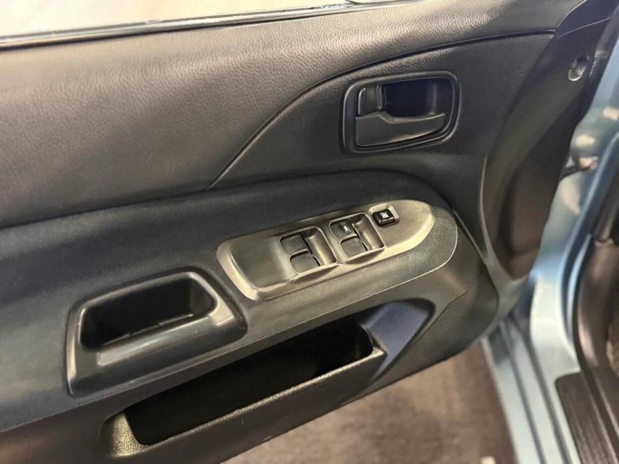 Mitsubishi Lancer IX Рестайлинг Екатеринбург  - изображение 13
