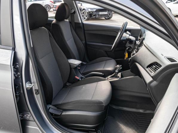 Hyundai Solaris II Рестайлинг с пробегом 2021 года, цена 1 465 000 рублей, 131255 км, седан, Автокод Объявления