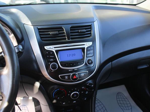 Hyundai Solaris I с пробегом 2012 года, цена 770 000 рублей, 83582 км, седан, Автокод Объявления