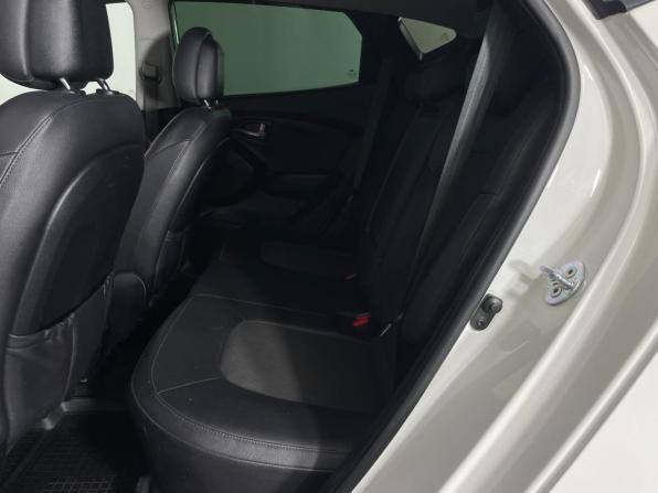 Hyundai ix35 I Рестайлинг с пробегом 2014 года, цена 1 317 000 рублей, 182519 км, внедорожник, Автокод Объявления