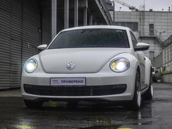Volkswagen Beetle II (A5) с пробегом 2013 года, цена 1 300 000 рублей, 214000 км, хэтчбек, Автокод Объявления