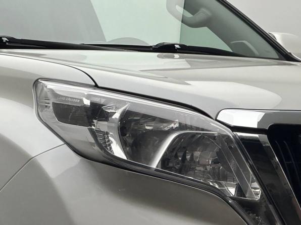 Toyota Land Cruiser Prado 150 Series Рестайлинг 1 с пробегом 2013 года, цена 3 179 000 рублей, 130000 км, внедорожник, Автокод Объявления