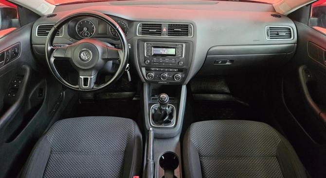 Volkswagen Jetta VI Рестайлинг с пробегом 2014 года, цена 699 000 рублей, 224929 км, седан, Автокод Объявления