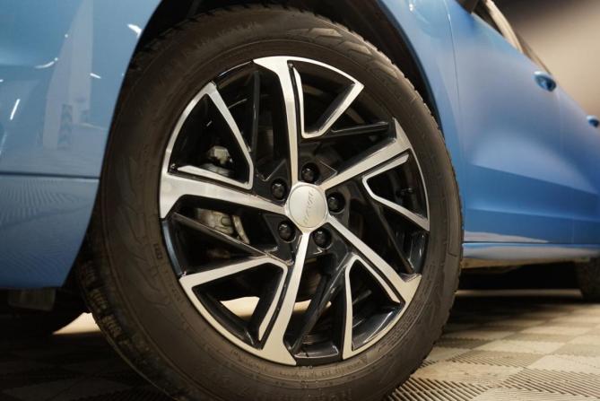 Haval Jolion I Рестайлинг с пробегом 2023 года, цена 2 045 000 рублей, 39000 км, внедорожник, Автокод Объявления