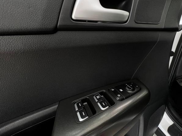 Kia Sportage IV Рестайлинг с пробегом 2019 года, цена 1 810 000 рублей, 142778 км, внедорожник, Автокод Объявления