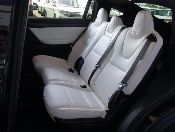 Tesla Model X I с пробегом 2018 года, цена 3 400 000 рублей, 122135 км, внедорожник, Автокод Объявления