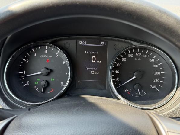 Nissan Qashqai II с пробегом 2018 года, цена 1 850 000 рублей, 59495 км, внедорожник, Автокод Объявления