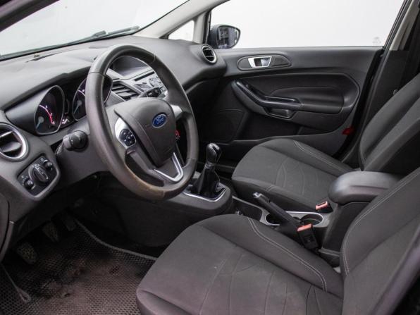 Ford Fiesta Mk6 Рестайлинг с пробегом 2015 года, цена 737 000 рублей, 161209 км, седан, Автокод Объявления