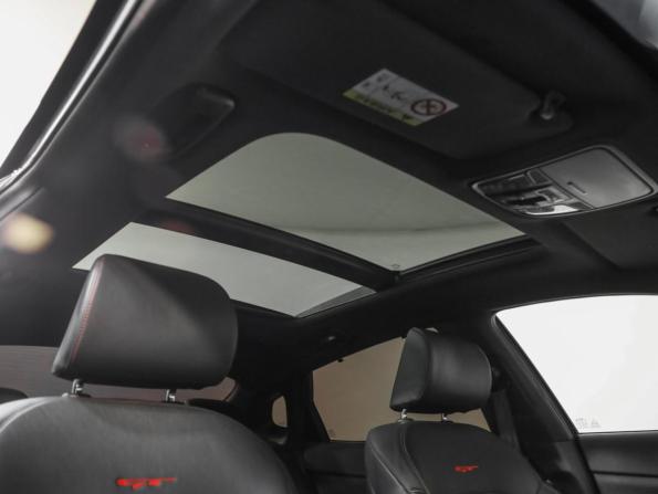 Kia Optima IV с пробегом 2018 года, цена 1 999 000 рублей, 132401 км, седан, Автокод Объявления