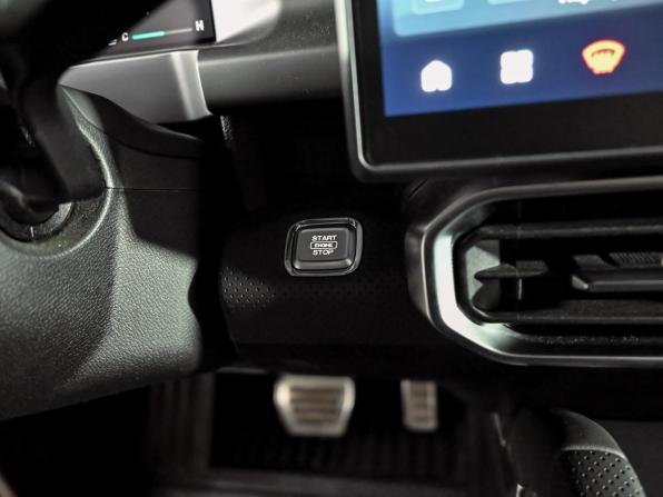 JETOUR T2 с пробегом 2024 года, цена 3 230 000 рублей, 48906 км, внедорожник, Автокод Объявления