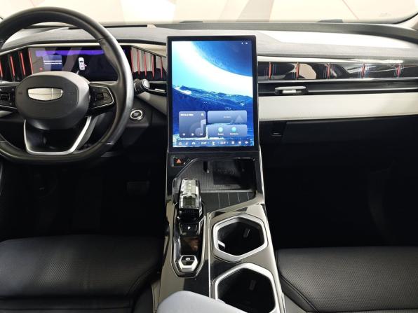 Geely Atlas II с пробегом 2023 года, цена 2 493 000 рублей, 89325 км, внедорожник, Автокод Объявления